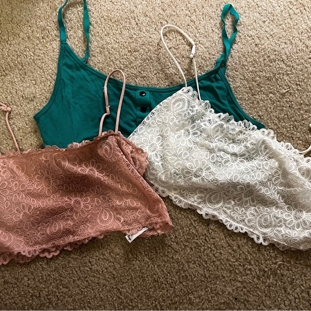 3 bralettes
